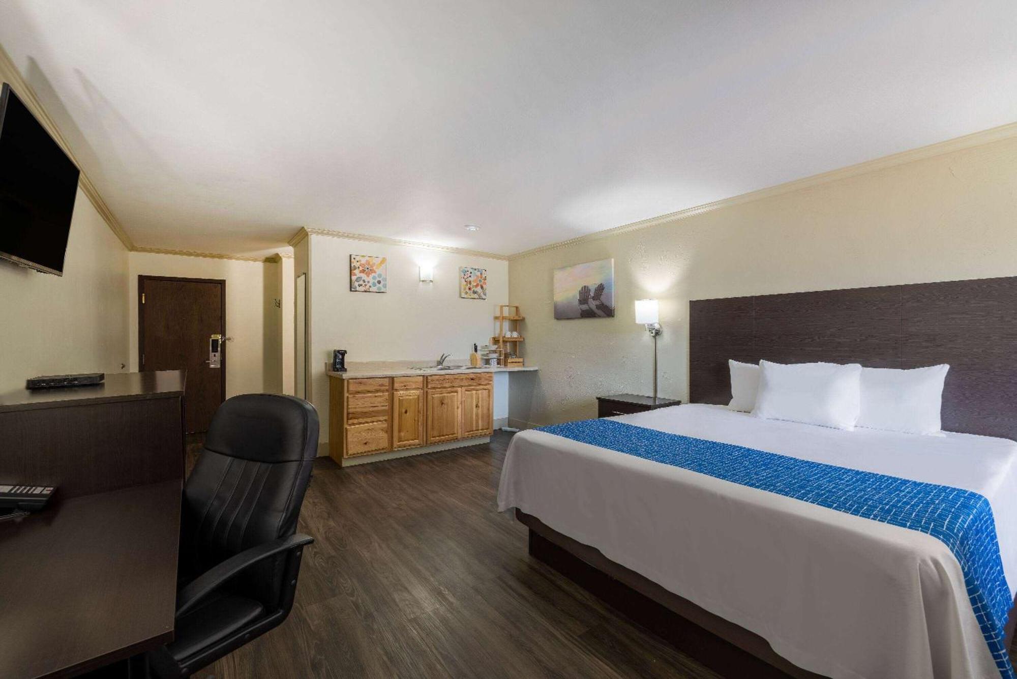 Travelodge By Wyndham Livingston Exterior photo